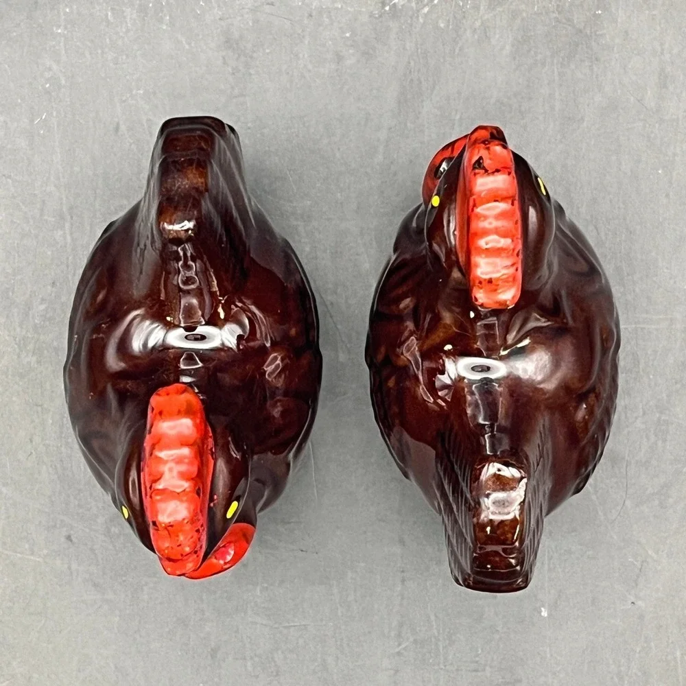Vtg‎ Brown Rooster Chicken Salt And Pepper Shakers Kitchen Decor Collectible